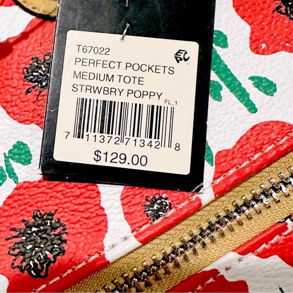 👜🌺‎ NWT TIGNANELLO Strawberry Poppy Tote | Red & Cream Floral Handbag | - Picture 2 of 13
